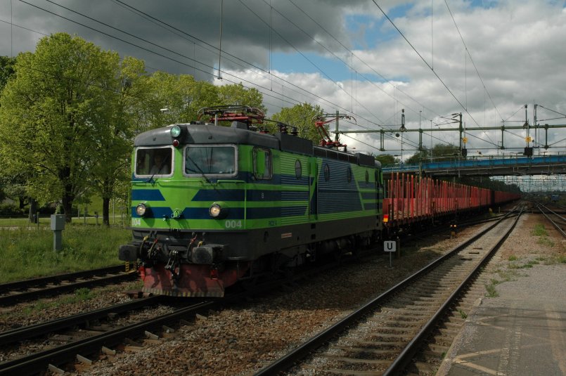 http://www.bachilast.ch/Eisenbahn/images/Dsc_5784.jpg